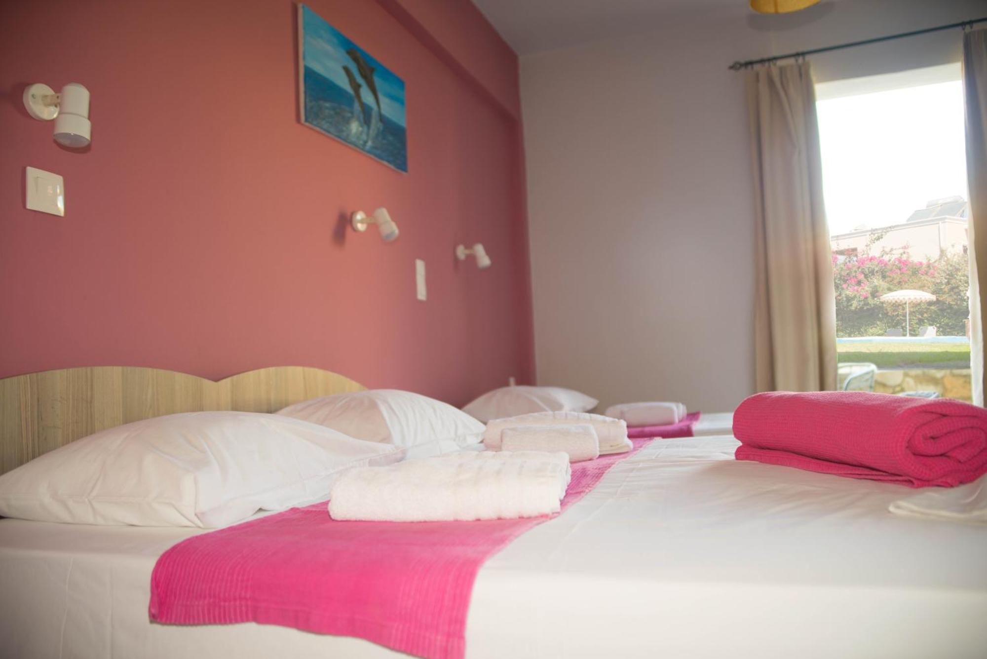 Nereides Hotel Kolimvárion Eksteriør billede